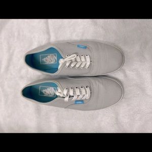 VANS grey low top sneakers US Women 7.0 US Men 5.5